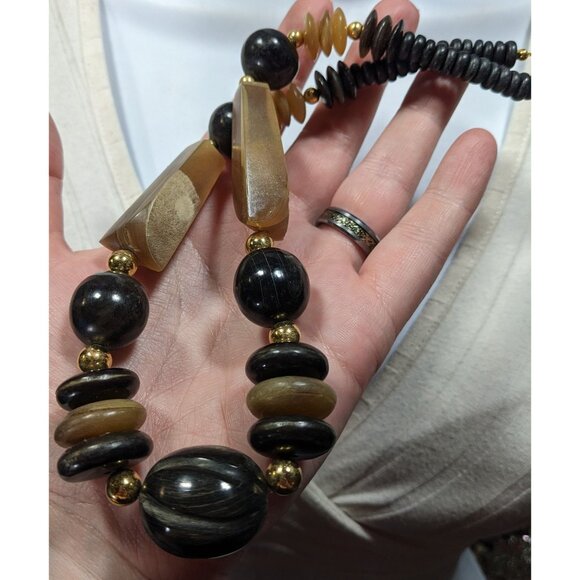 Vintage Rustic Carved Brown Black And Gold Tone Necklace - Picture 3 of 6